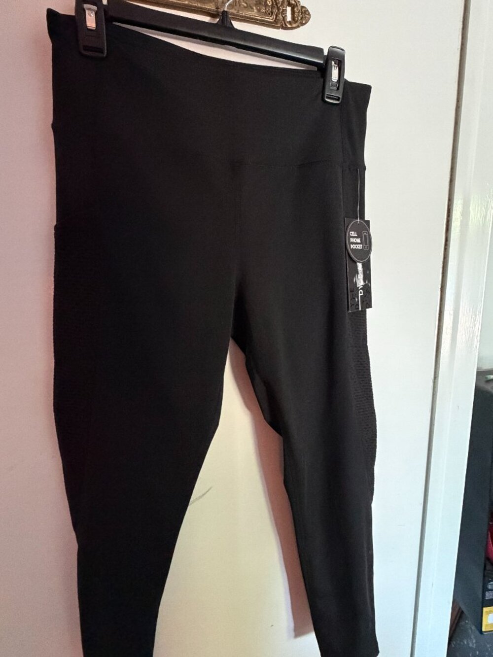 Dyce Active Style 18045 Large Black Leggings Phone pockets
